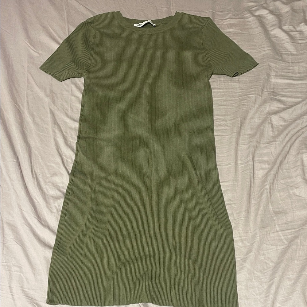 Zara Sage Green Ribbed Midi Dress